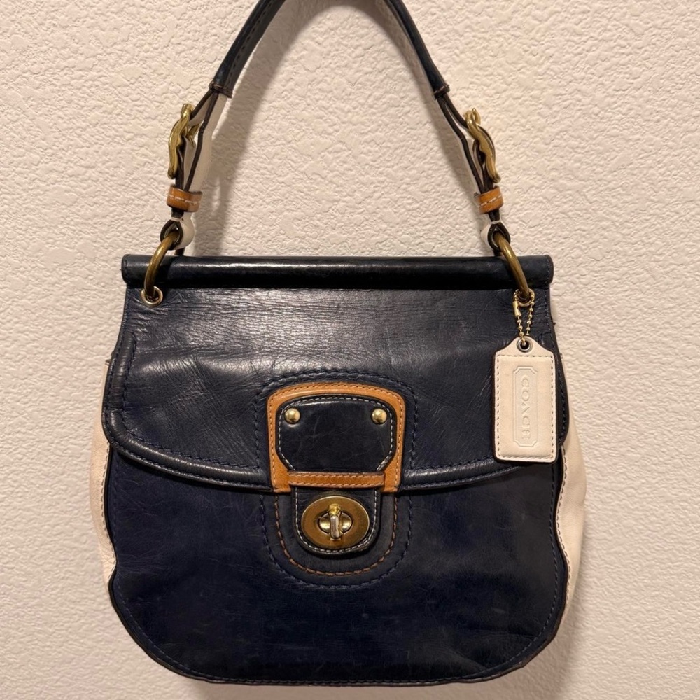 Coach Legacy Willis (style number 19031)